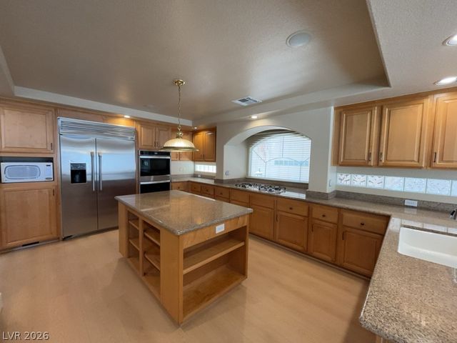 11155 Grants Landing, Las Vegas, NV 89141