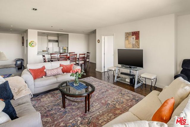 10724 Wilshire Boulevard 712, Los Angeles, CA 90024