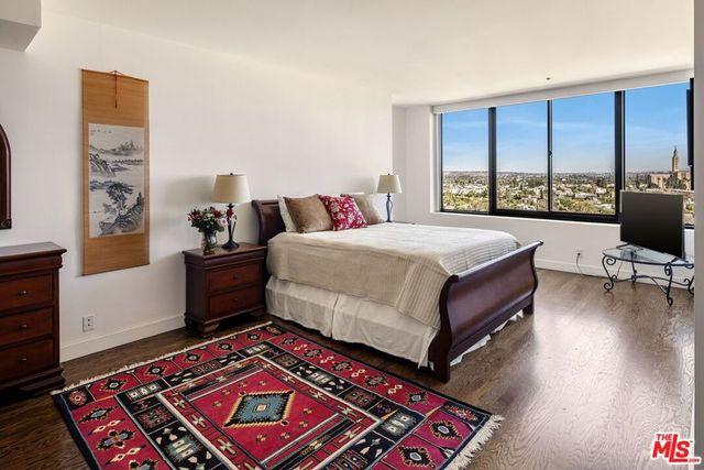 10724 Wilshire Boulevard 712, Los Angeles, CA 90024