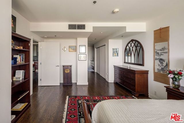 10724 Wilshire Boulevard 712, Los Angeles, CA 90024