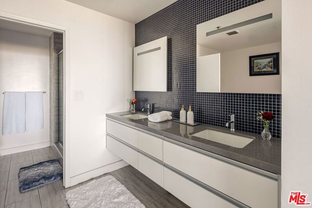 10724 Wilshire Boulevard 712, Los Angeles, CA 90024