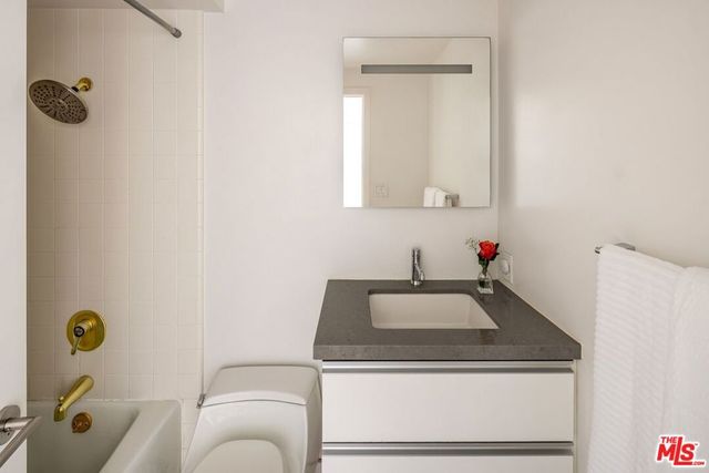 10724 Wilshire Boulevard 712, Los Angeles, CA 90024