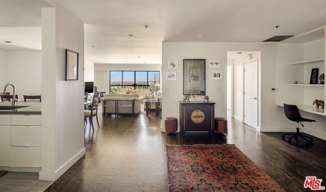 10724 Wilshire Boulevard 712, Los Angeles, CA 90024