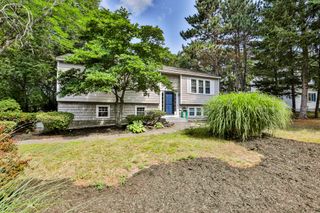574 Oak Street, Manchester, NH 03104