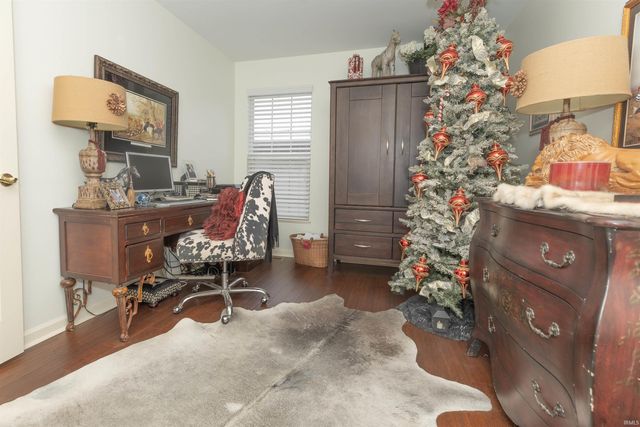 2904 Laura Lynn Lane, Newburgh, IN 47630