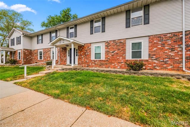 773 Delray Drive D, St Peters, MO 63376