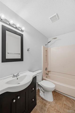 773 Delray Drive D, St Peters, MO 63376