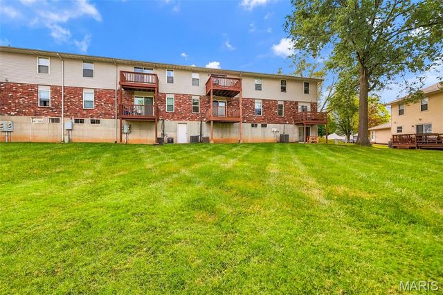 773 Delray Drive D, St Peters, MO 63376