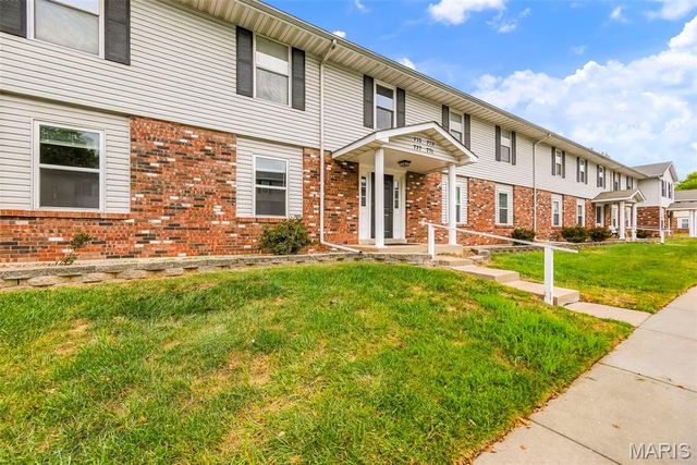 773 Delray Drive D, St Peters, MO 63376
