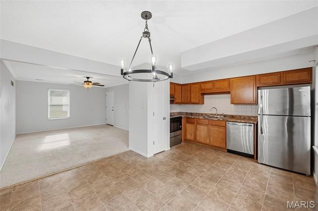 773 Delray Drive D, St Peters, MO 63376