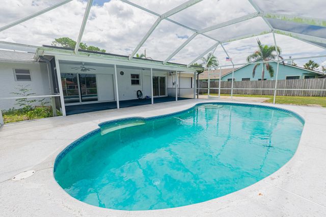 417 SE Verada Avenue, Port St. Lucie, Port St Lucie, FL 34983