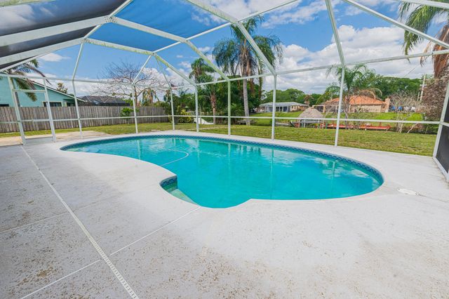 417 SE Verada Avenue, Port St. Lucie, Port St Lucie, FL 34983