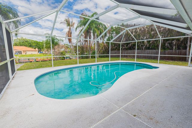 417 SE Verada Avenue, Port St. Lucie, Port St Lucie, FL 34983