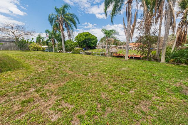 417 SE Verada Avenue, Port St. Lucie, Port St Lucie, FL 34983