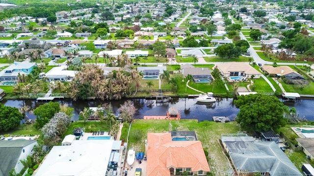 417 SE Verada Avenue, Port St. Lucie, Port St Lucie, FL 34983