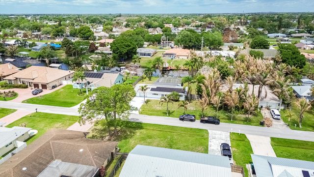 417 SE Verada Avenue, Port St. Lucie, Port St Lucie, FL 34983