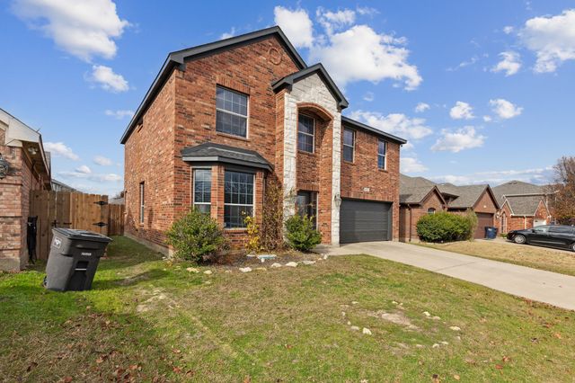 10813 Middleglenn Road, Fort Worth, TX 76052