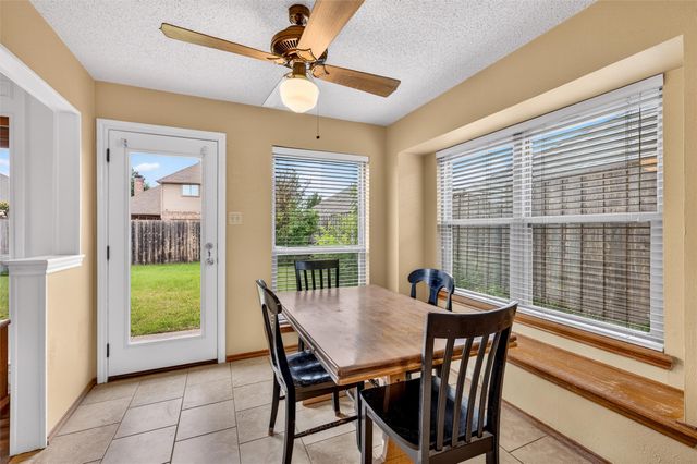 2516 Willowdale Drive, Carrollton, TX 75006