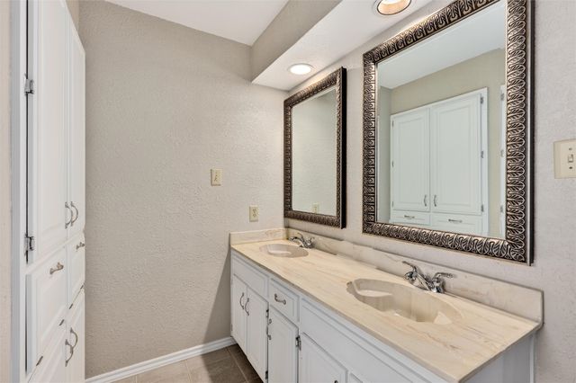 2516 Willowdale Drive, Carrollton, TX 75006