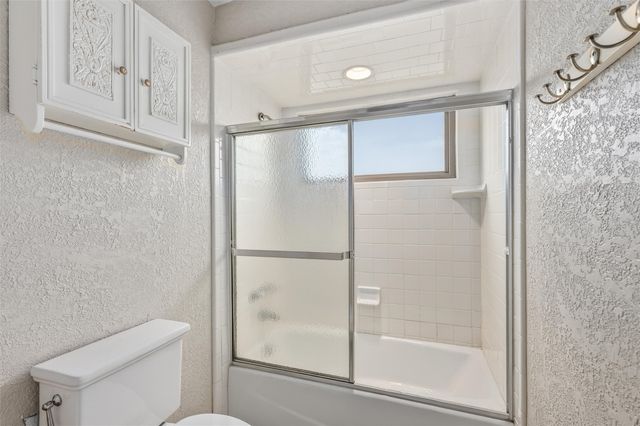 2516 Willowdale Drive, Carrollton, TX 75006