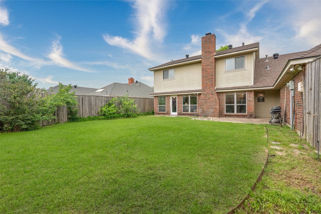 2516 Willowdale Drive, Carrollton, TX 75006