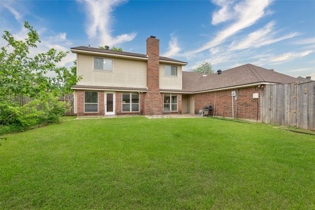 2516 Willowdale Drive, Carrollton, TX 75006
