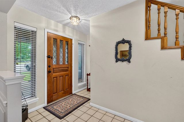 2516 Willowdale Drive, Carrollton, TX 75006