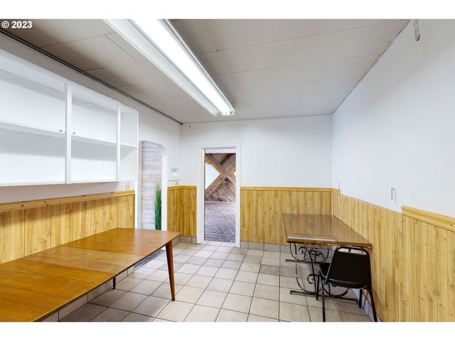 101 W BROADWAY Ave, Milton Freewater, OR 97862