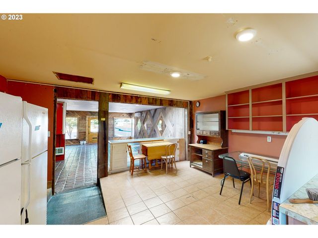 101 W BROADWAY Ave, Milton Freewater, OR 97862