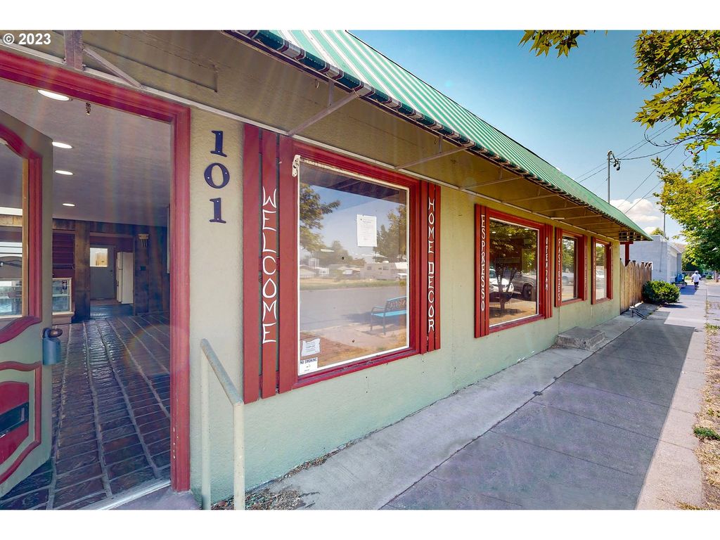 101 W BROADWAY Ave, Milton Freewater, OR 97862