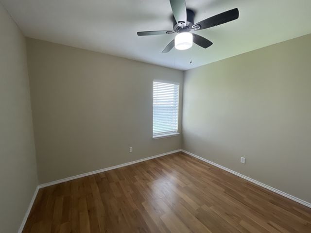 1304 Meadowbrook Lane, Crowley, TX 76036