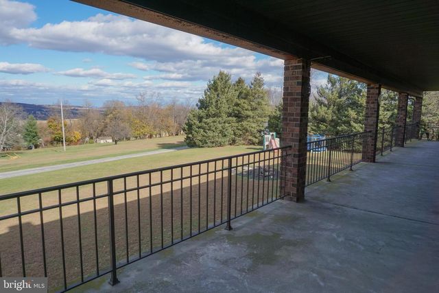 4640 FREYS LN, Hellam, PA 17406