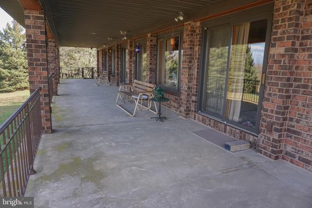 4640 FREYS LN, Hellam, PA 17406