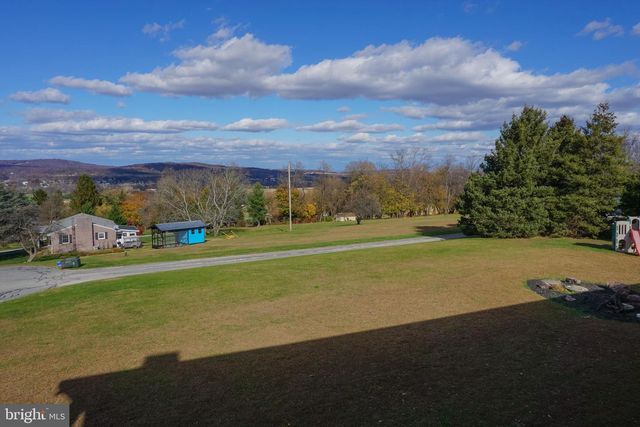 4640 FREYS LN, Hellam, PA 17406