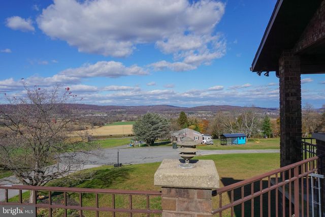 4640 FREYS LN, Hellam, PA 17406