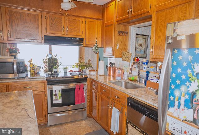 4640 FREYS LN, Hellam, PA 17406