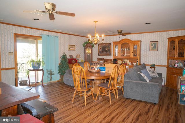 4640 FREYS LN, Hellam, PA 17406