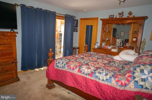 4640 FREYS LN, Hellam, PA 17406