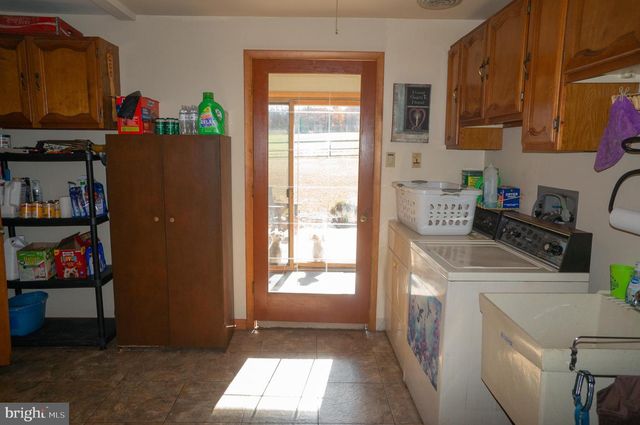 4640 FREYS LN, Hellam, PA 17406