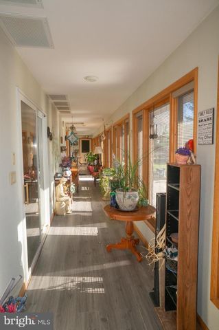 4640 FREYS LN, Hellam, PA 17406