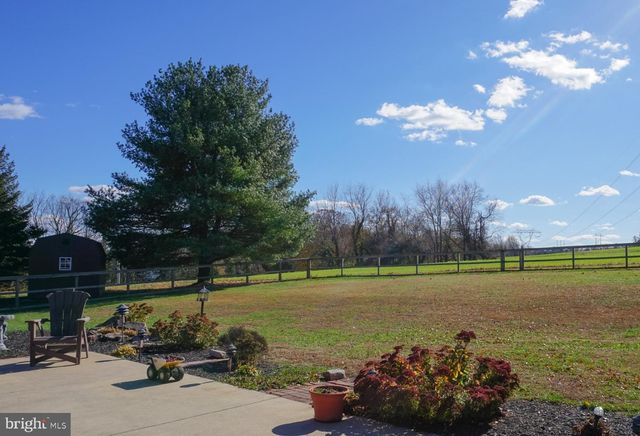 4640 FREYS LN, Hellam, PA 17406