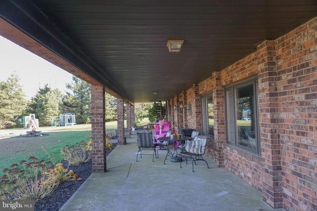 4640 FREYS LN, Hellam, PA 17406