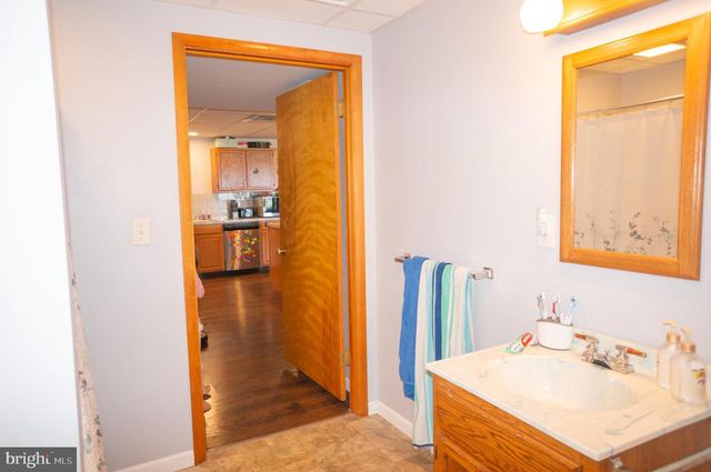 4640 FREYS LN, Hellam, PA 17406