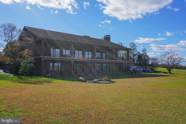 4640 FREYS LN, Hellam, PA 17406