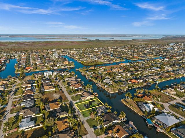 2623 SW 35TH LANE, Cape Coral, FL 33914