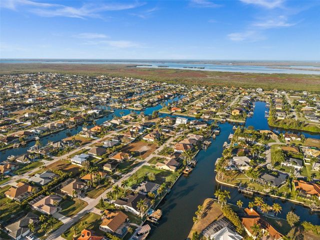 2623 SW 35TH LANE, Cape Coral, FL 33914