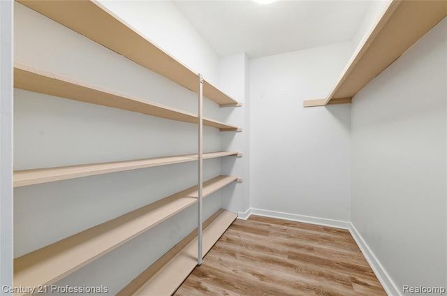 2375 Walton Boulevard 8, Rochester Hills, MI 48309