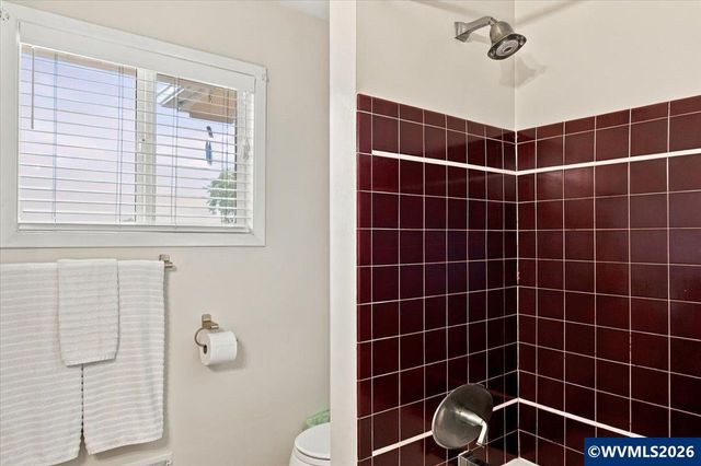 2570 Alvarado Ter S, Salem, OR 97302