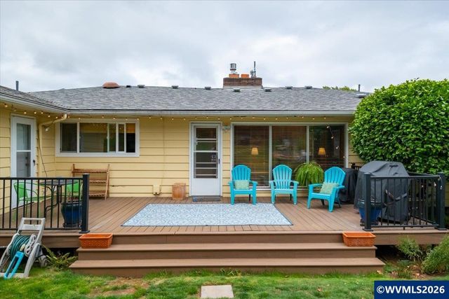 2570 Alvarado Ter S, Salem, OR 97302