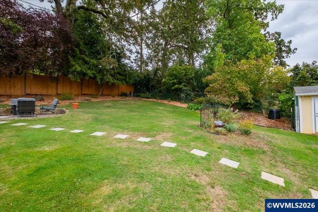 2570 Alvarado Ter S, Salem, OR 97302